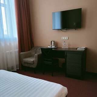 Гостиница Гайд Парк Тверь Стандартный двухместный номер с видом на город-2