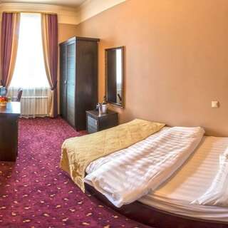 Гостиница Гайд Парк Тверь Junior Single Bed-1