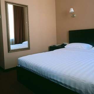 Гостиница Гайд Парк Тверь Стандартный двухместный номер с видом на город-1